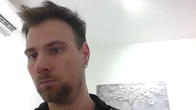 mrlyuis live sex cam