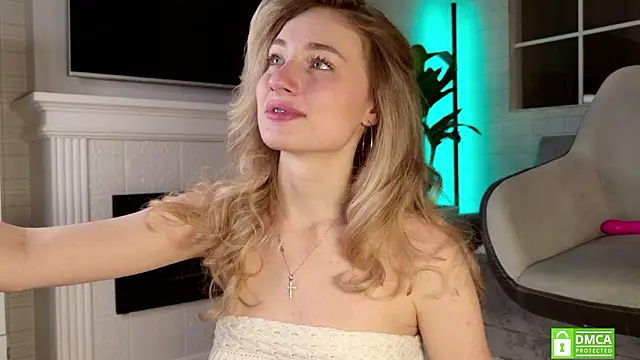 WelliCaren live sex cam