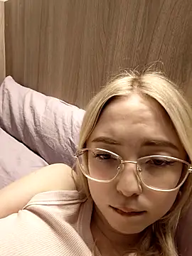 caressyourself live sex cam