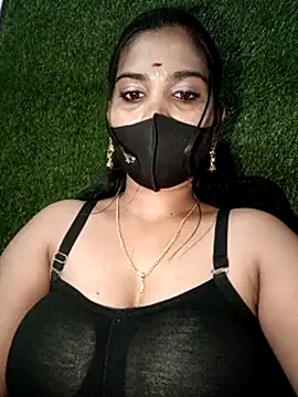 Nithyatamil's cam snapshot