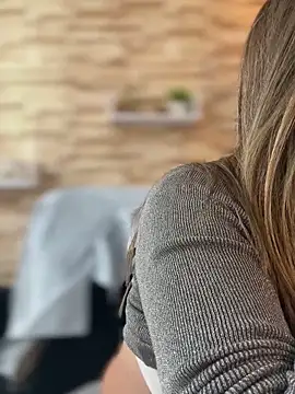 _Abril-Office1 live sex cam