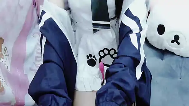 Alice-Hot88 live sex cam