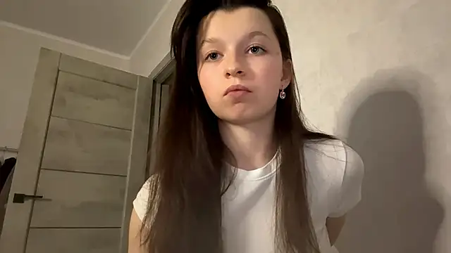 EllieBerrie's cam snapshot