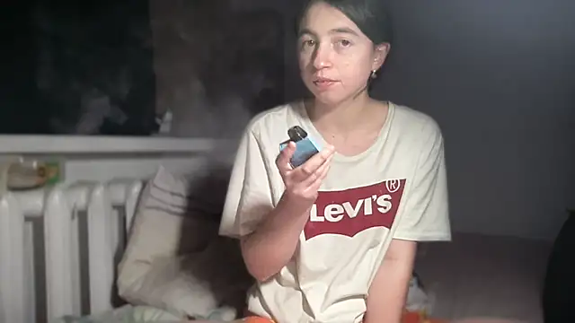 Aphr0ditee's cam snapshot