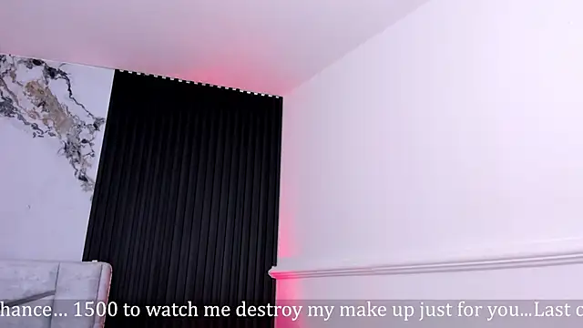 daniiphoeniixx live sex cam