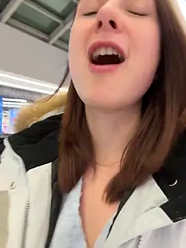 Dina_Tease live sex cam