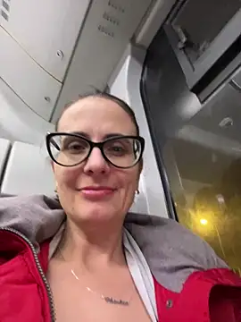 NataKitten live sex cam