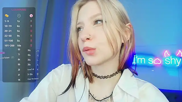 arielabradberry's cam snapshot