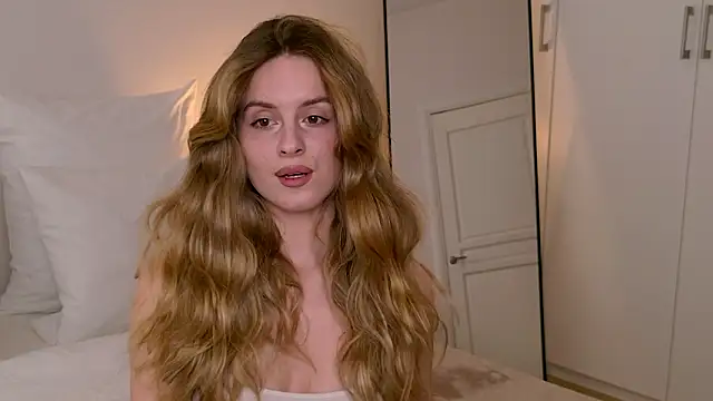 RozzitaBedberry's cam snapshot