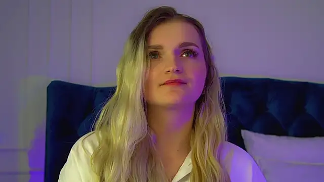 AnnyRaii's cam snapshot