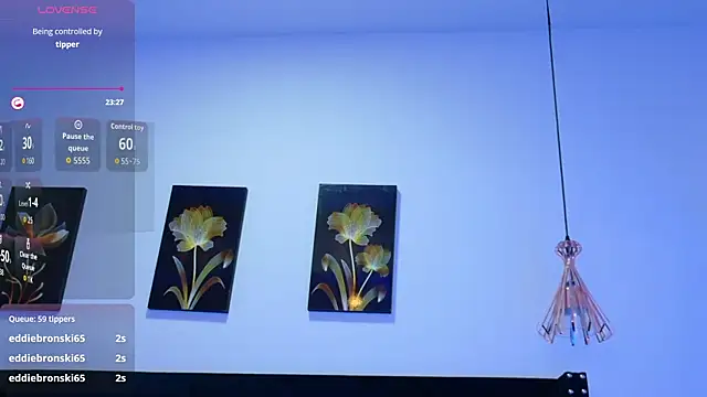 mamaneedsfun's cam snapshot