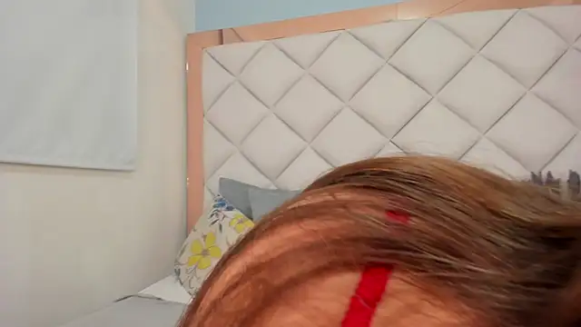 rossee_evans's cam snapshot