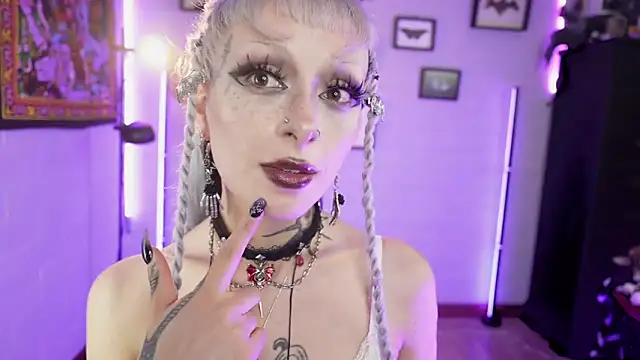 insania_9999_'s cam snapshot