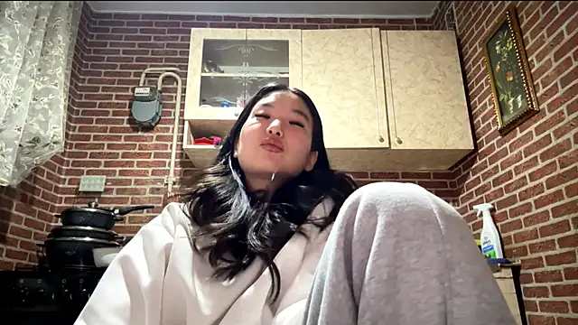 EmmaLeexth's cam snapshot