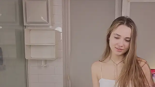 LeenaPuita's cam snapshot