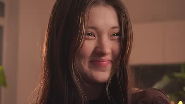 EleniRoeber's cam snapshot