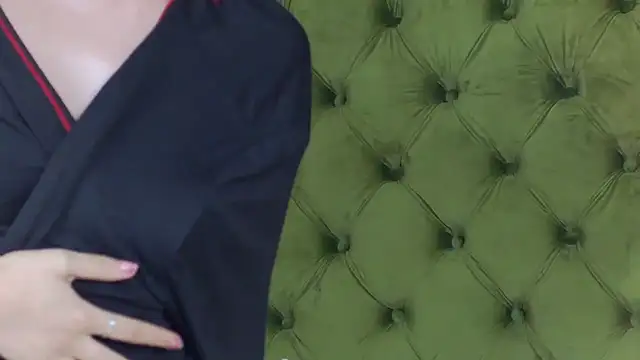 LunaHart's cam snapshot