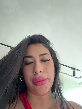 kiim_taaylor live sex cam