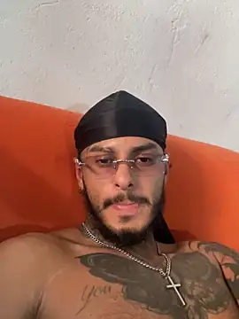 liyamjunior's cam snapshot