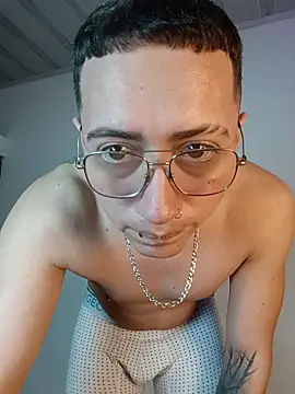 Emmanuel_Lust's cam snapshot