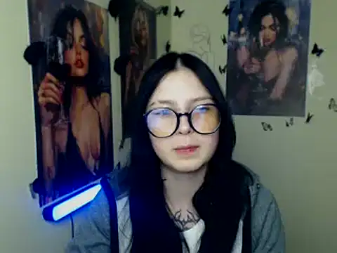 Cherry_Girl1's cam snapshot