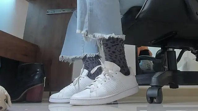 alma_fenix's cam snapshot