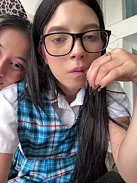 l0lita_sweet live sex cam