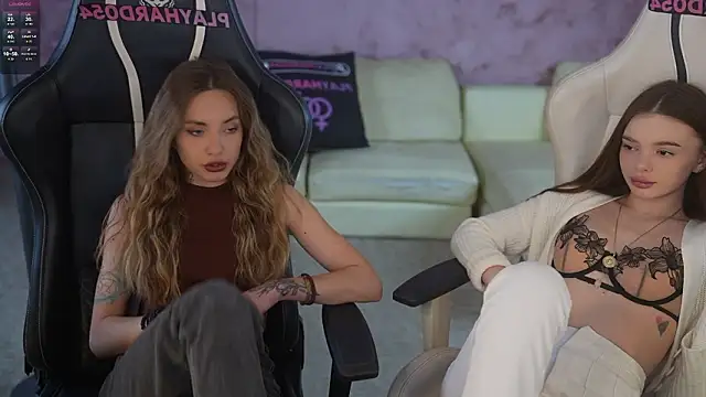 Zlata_Sky's cam snapshot