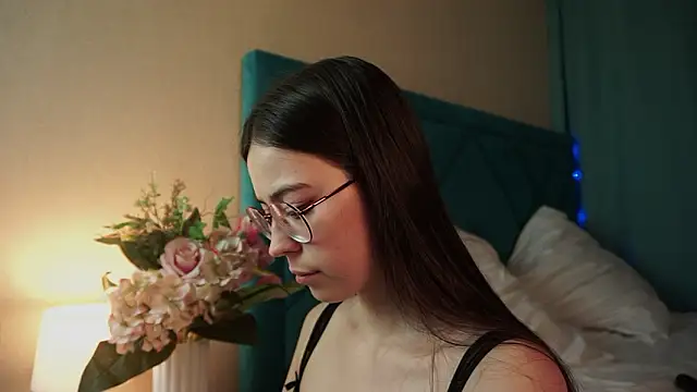 ywixos's cam snapshot