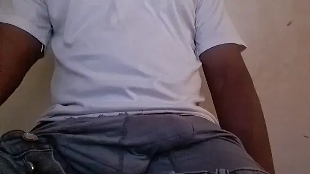 royblackbigpvt's cam snapshot