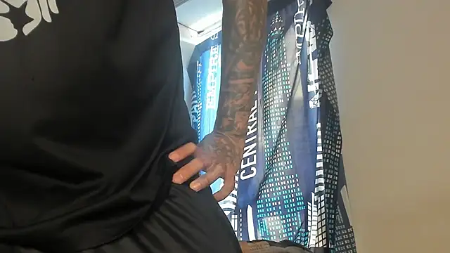 _Logan_Colton_'s cam snapshot