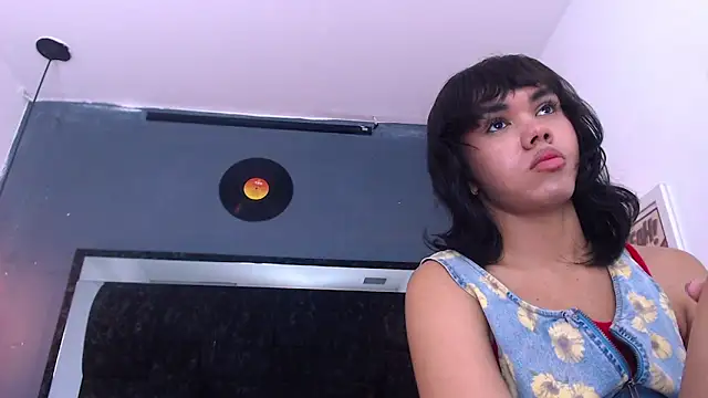 AndreaGil_ live sex cam