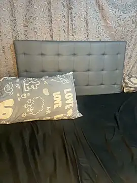 Soe_Lara live sex cam