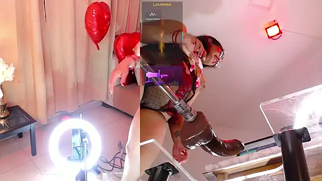 MayaRouse live sex cam