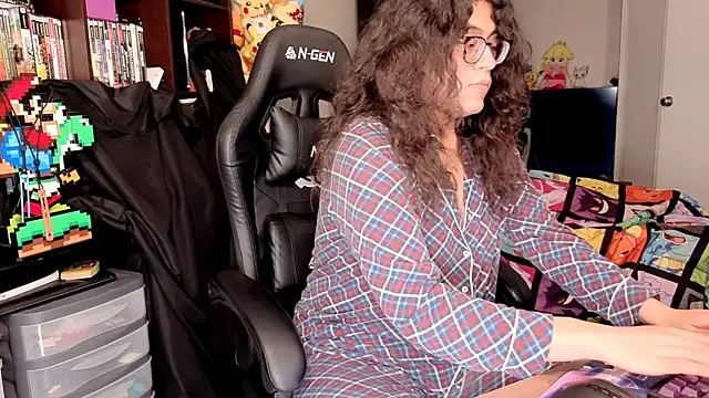 ShinyCherub live sex cam