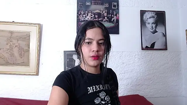 JulianaLopera1's cam snapshot