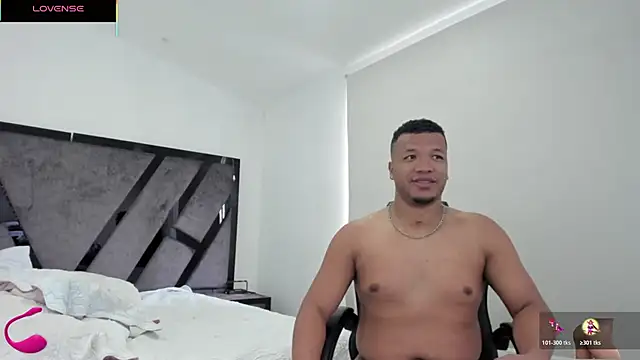 AnnieAndStefan's cam snapshot