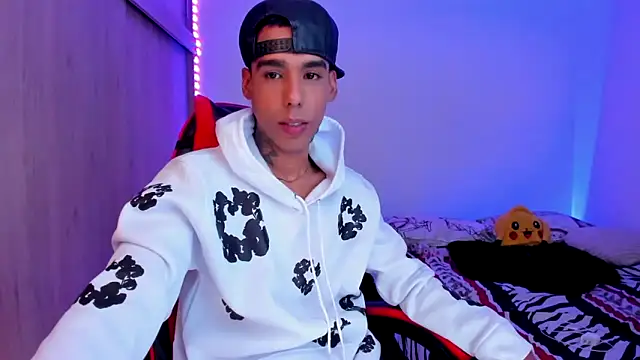 Damianwhite live sex cam