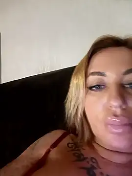 MiaMooly's cam snapshot