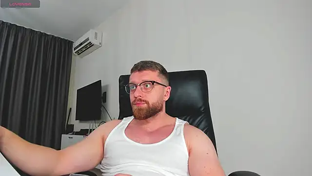 Findom_guy's cam snapshot