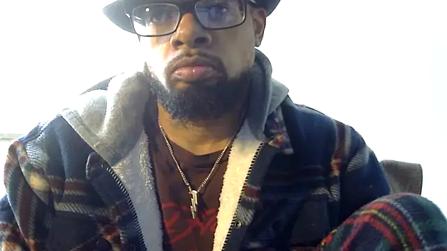 WhiskeyWood_DuhGOD's cam snapshot