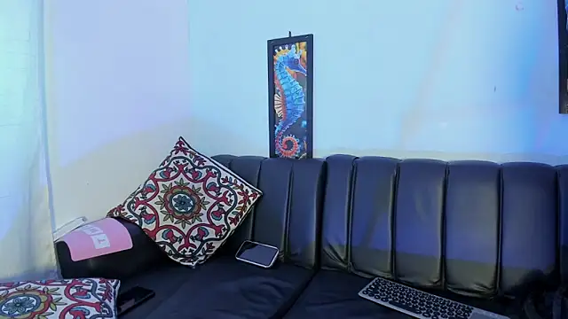 rose_petite01's cam snapshot