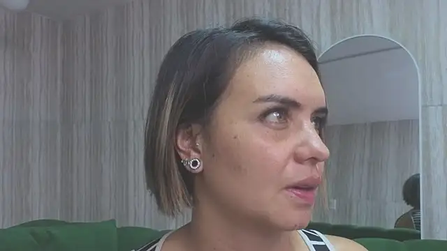 zarcasutra_t's cam snapshot