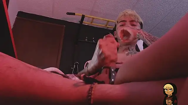 AcidMilo's cam snapshot