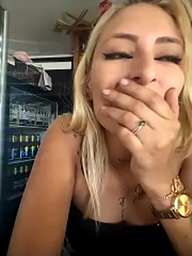 catalella16's cam snapshot