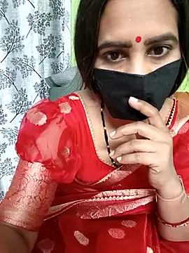 SareeQween143 live sex cam