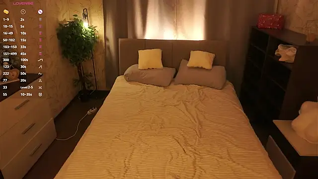 KarynPettas live sex cam