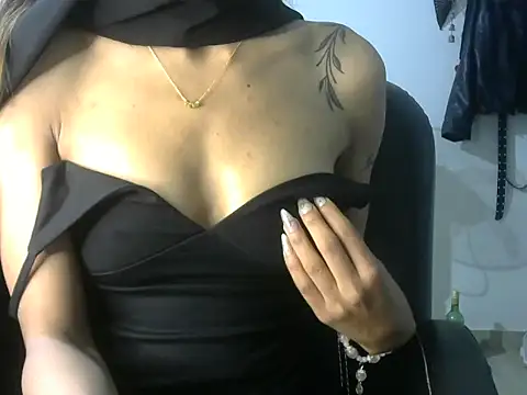 call_me_babyy's cam snapshot