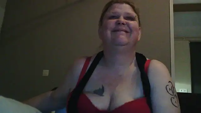 Sylviastar46 live sex cam