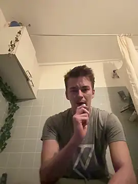 Toyjungee live sex cam